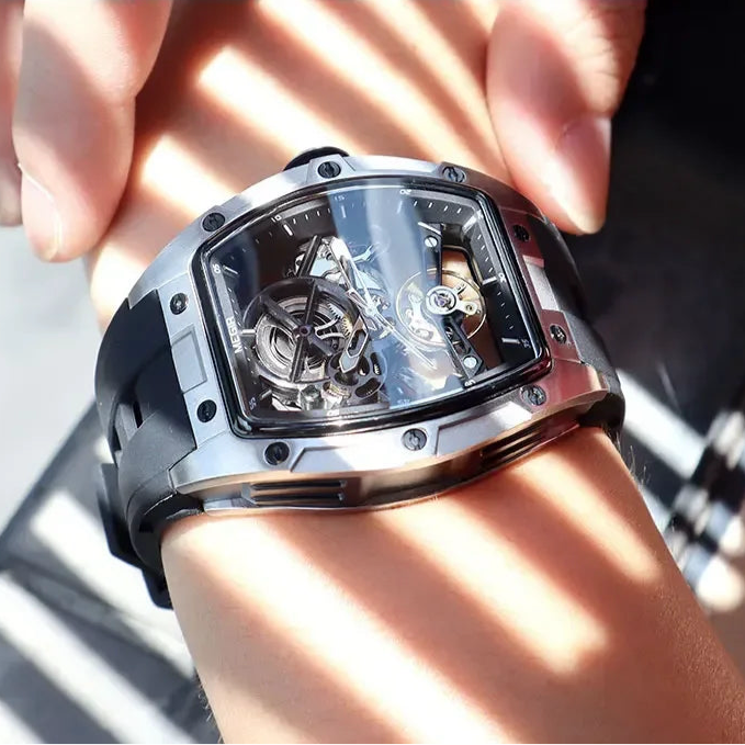 Automatic/Mechanical Skeleton Dial Sports Watch