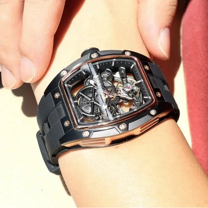 Automatic/Mechanical Skeleton Dial Sports Watch